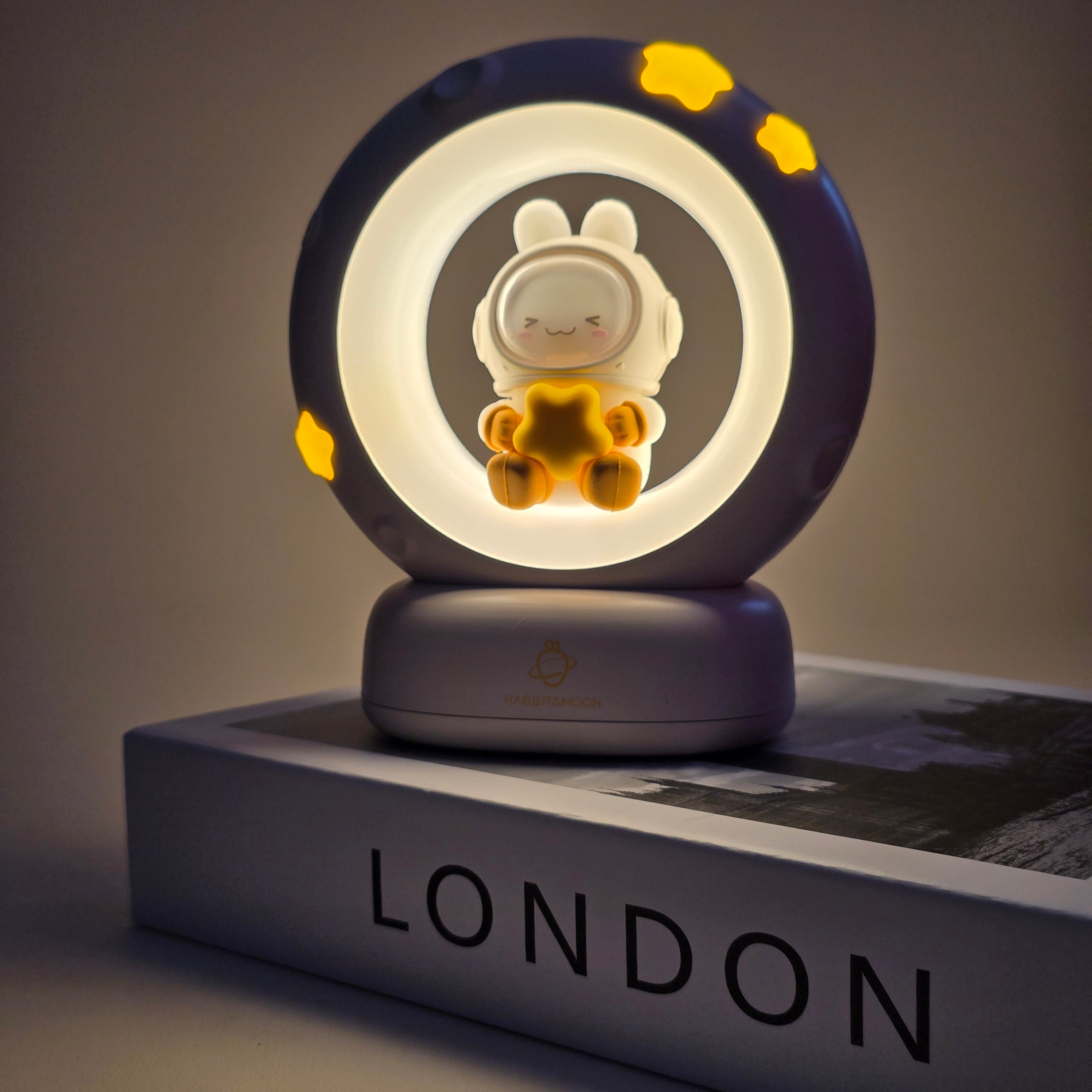 Kawaii Astronaut On Moon Lamp